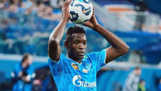 Botafogo negocia retorno de Luiz Henrique, atualmente na Rússia
