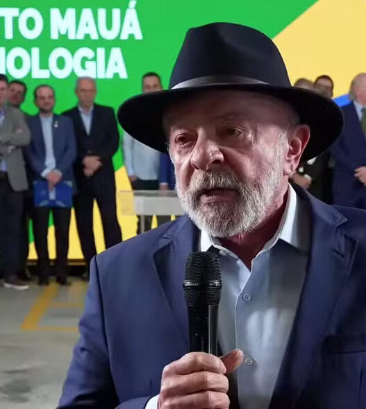 Lula critica Brasil após a Copa: "vergonha, ninguém voltou para o Brasil'