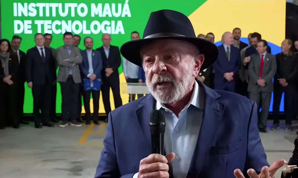 Lula critica Brasil após a Copa: "vergonha, ninguém voltou para o Brasil'