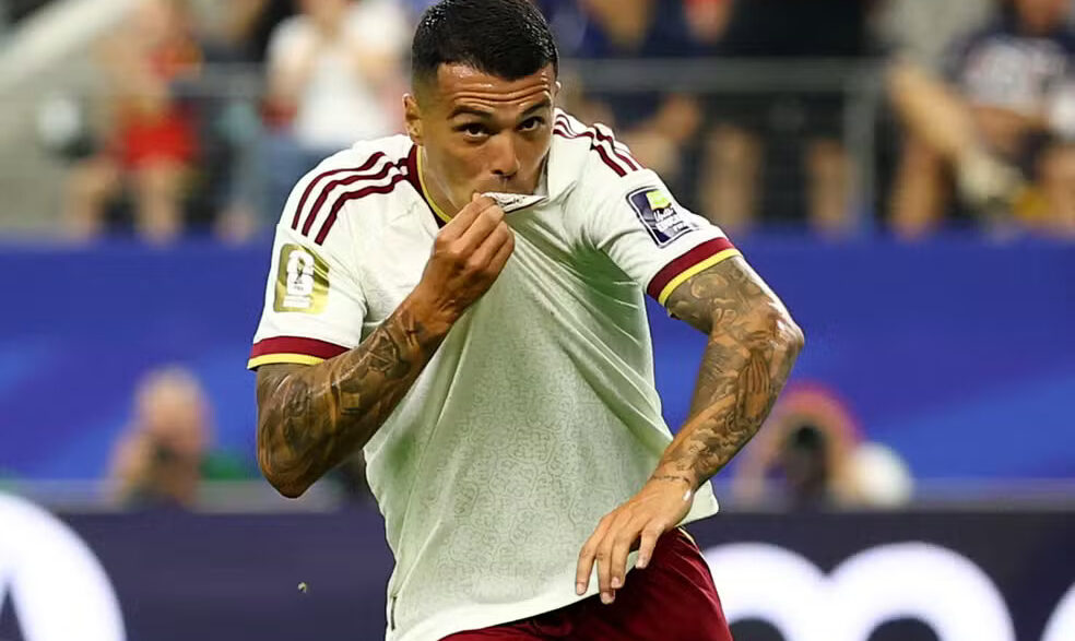Decisivo pela Espanha, Pedro Porro fala em sonho realizado após vitória diante da França