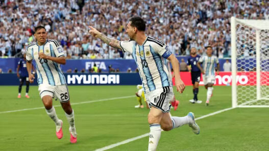 Argentina elimina Cabo Verde em jogo sensacional e segue em busca do bicampeonato mundial