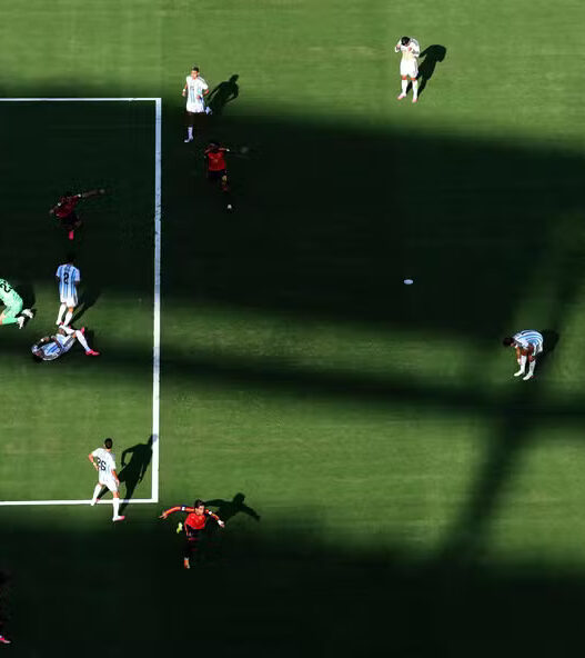 Entenda por que Simeone não conseguiu alcançar Ferrán Torres no gol do título da Espanha