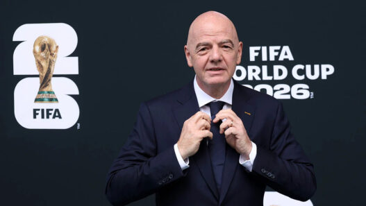 Uefa aprova boicote a Fifa em meio a crise entre federações; entenda medida