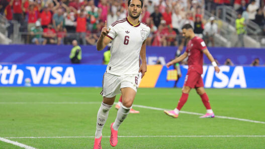 Merino decide, Espanha bate Portugal e segue na Copa do Mundo