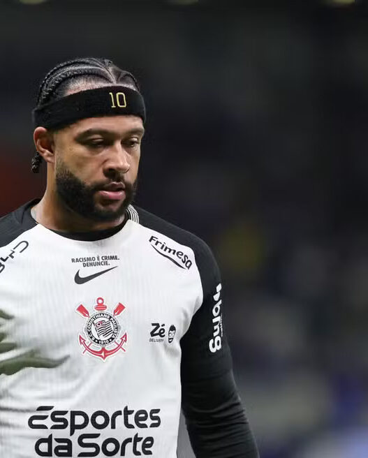 Corinthians opta por não renovar vínculo com Memphis Depay