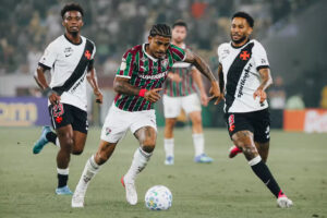 Fluminense perde atacante por tempo indeterminado