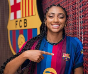Kerolin vibra ao chegar no Barcelona e quer prêmio de melhor do mundo "Vou evoluir como jogadora"