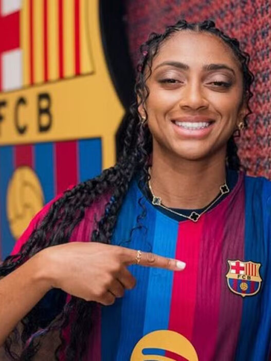 Kerolin vibra ao chegar no Barcelona e quer prêmio de melhor do mundo "Vou evoluir como jogadora"
