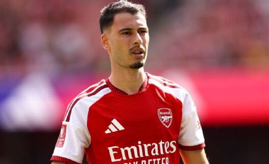 Arsenal quer vender Martinelli e busca alternativas