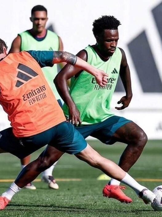Vini quebra o silêncio em meio as especulações no Real e Arsenal
