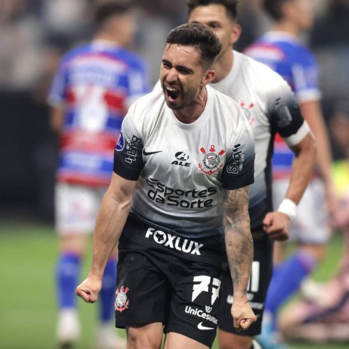 Igor Coronado comemora gol - Foto: Alexandre Schneider/Getty Images