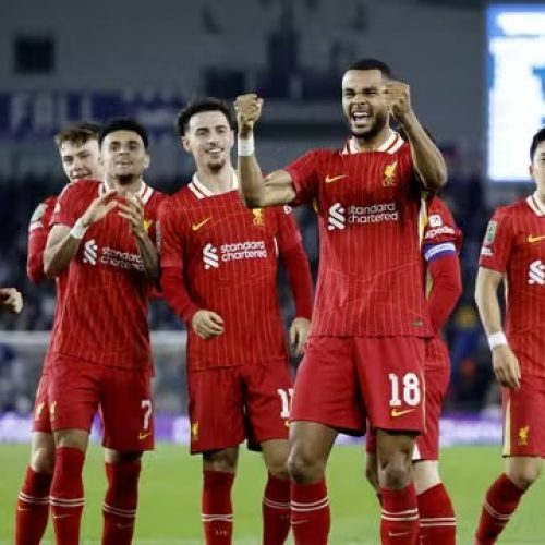 Liverpool vence pela copa nacional (Foto: Reuters)