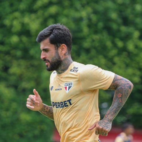 Liziero em treino do São Paulo - Foto: Erico Leonan / saopaulofc.net